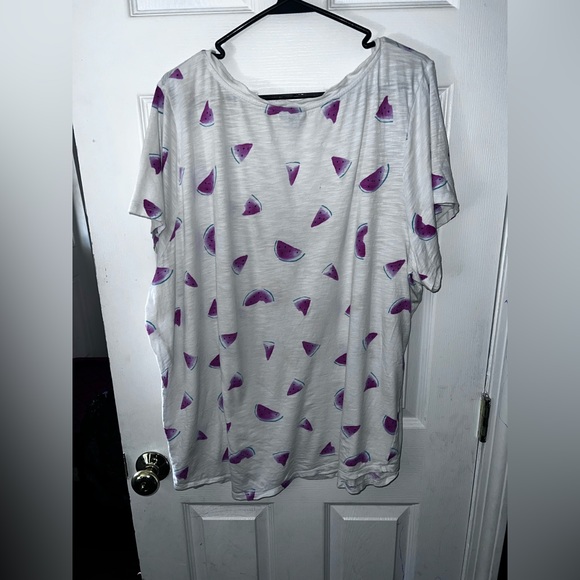Torrid Watermelon Print Slub Classic Fit V-Neck Pocket T-Shirt Size 4X - Picture 5 of 5